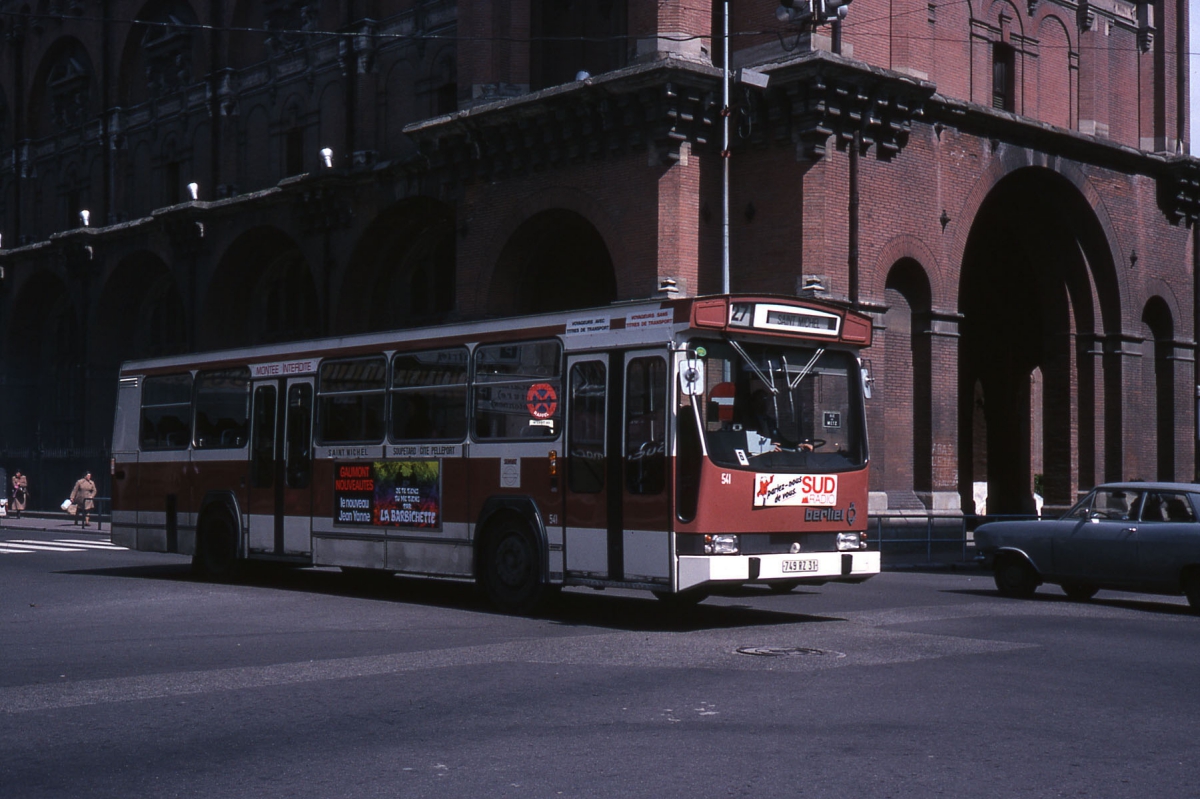 Bus Berlier PR100 (Ligne 27 à Toulouse)